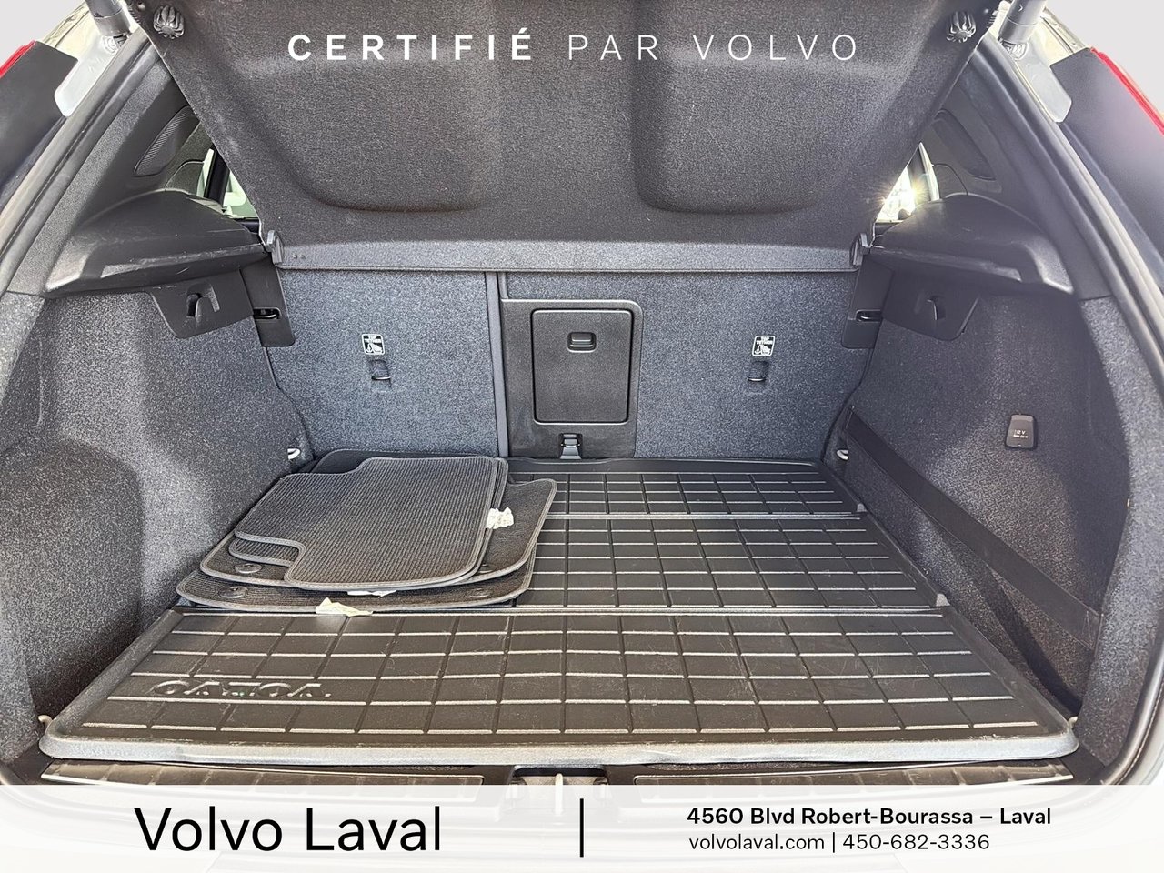 2019 Volvo XC40 - Image 21