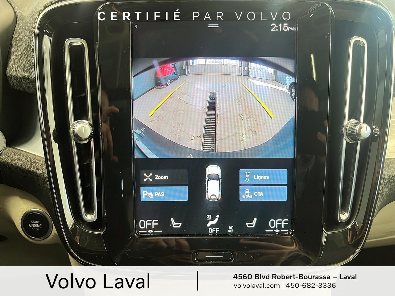 2022 Volvo XC40 - Image 14