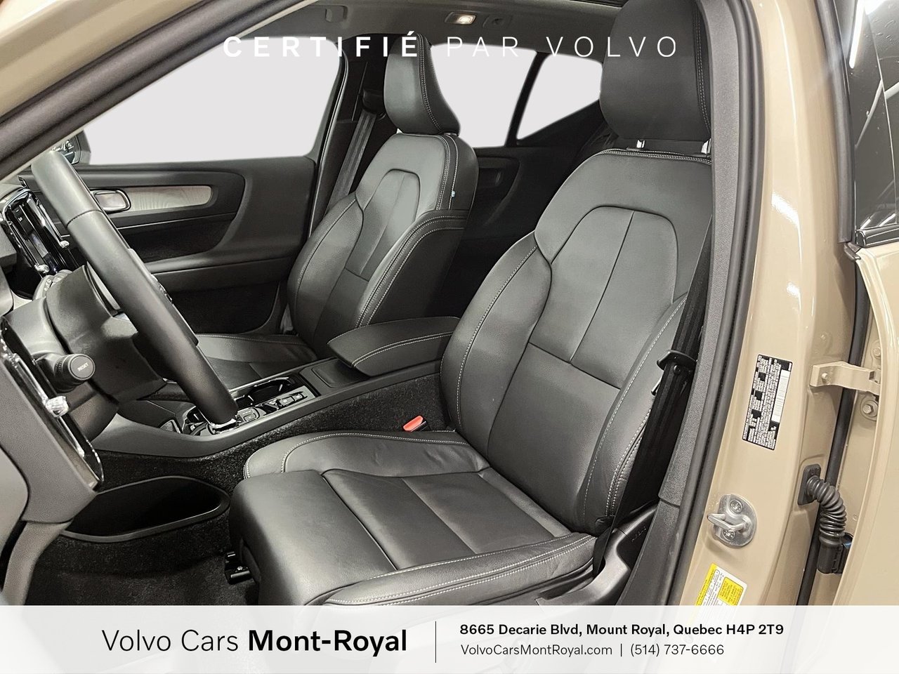 2025 Volvo XC40 - Image 7