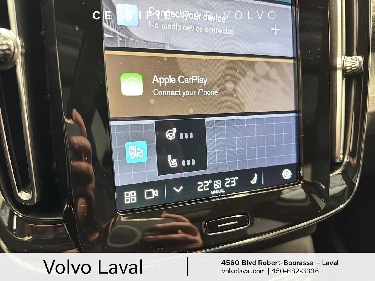 2024 Volvo XC40 - Image 17