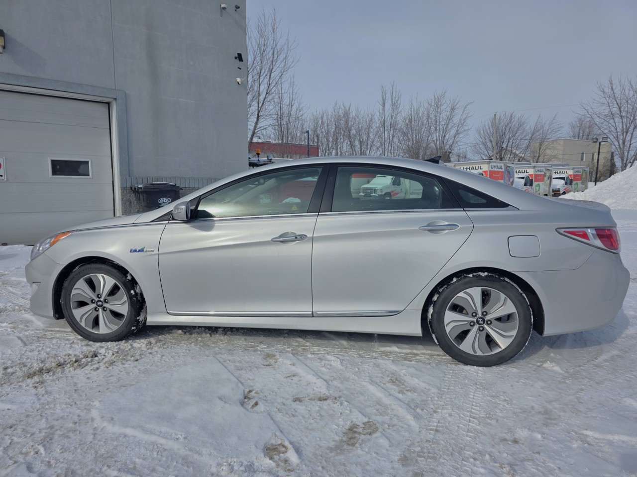 2014 Hyundai Sonata - Image 2