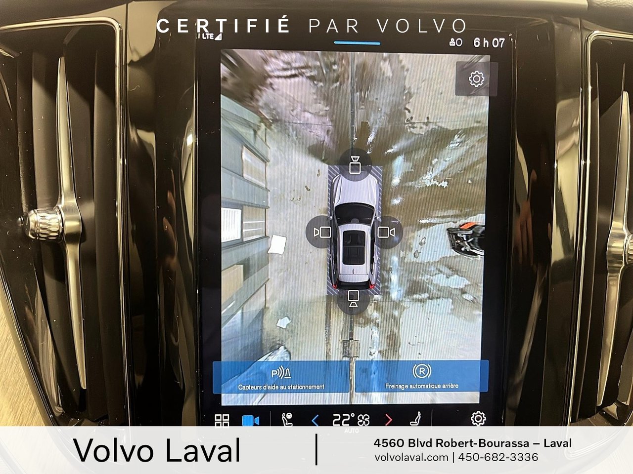 2023 Volvo XC60 - Image 14