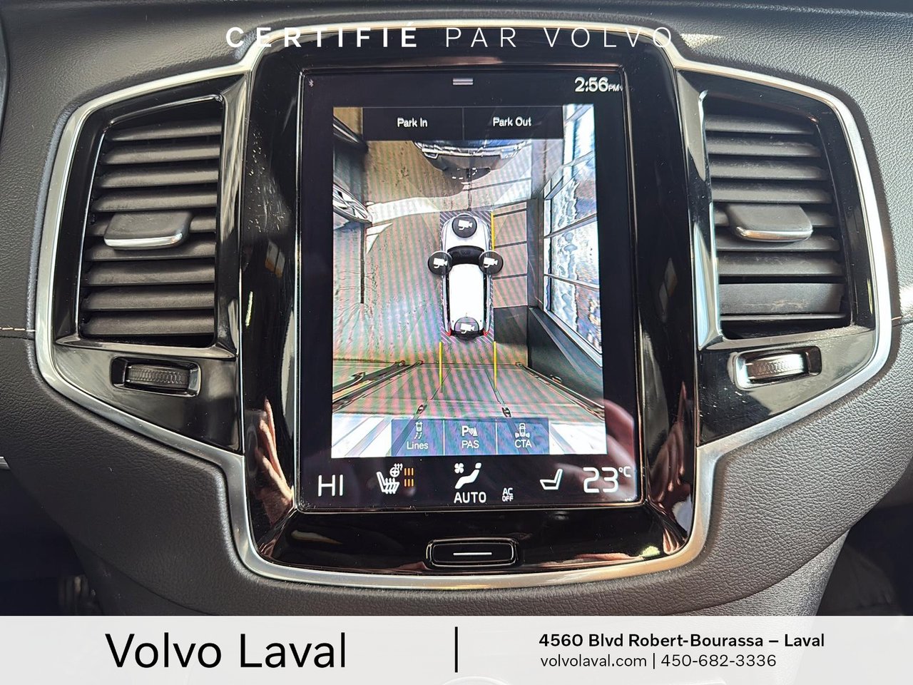 2022 Volvo XC90 - Image 16