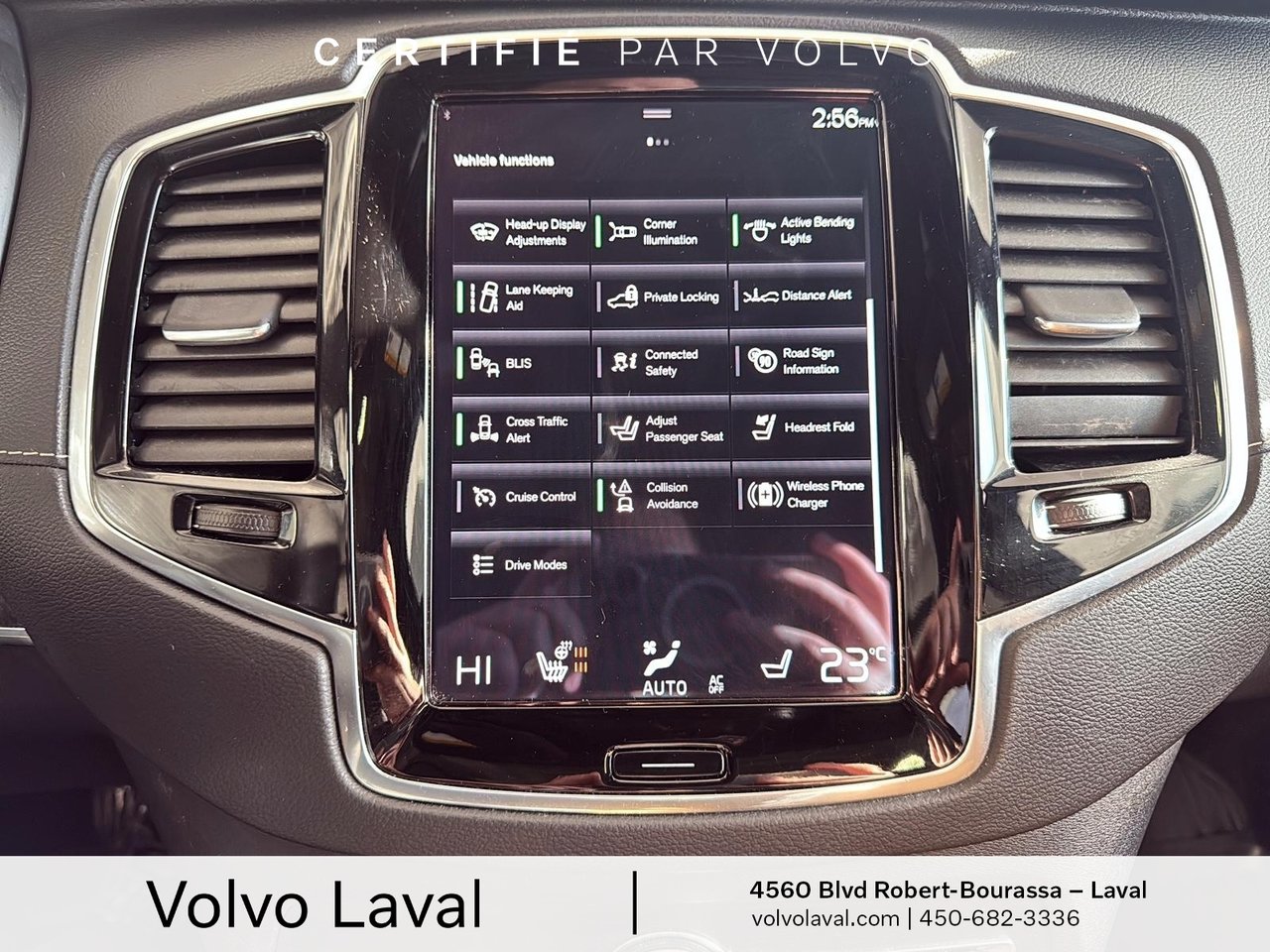 2022 Volvo XC90 - Image 18