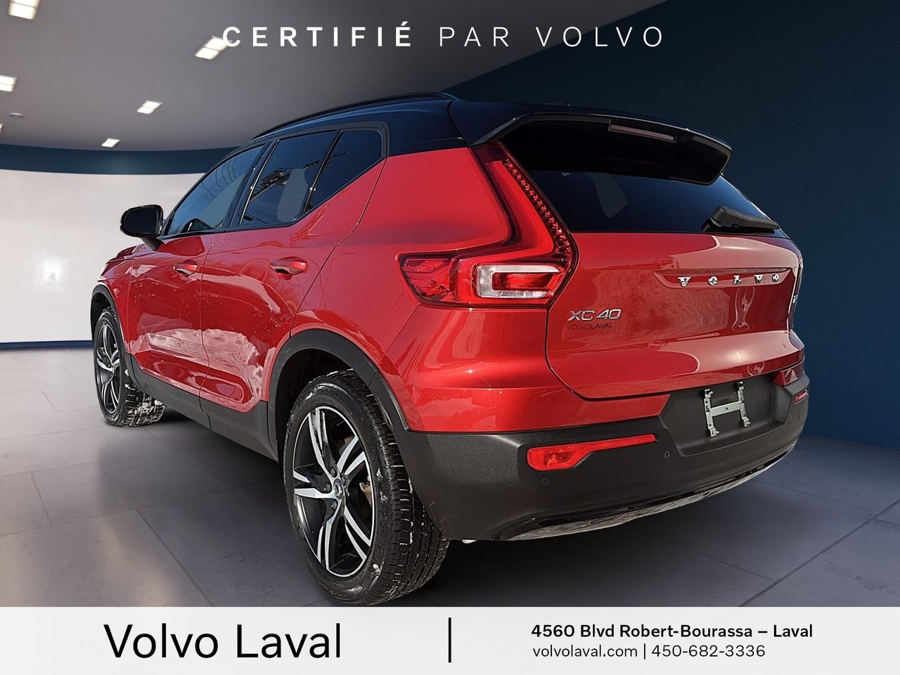 2022 Volvo XC40 - Image 7