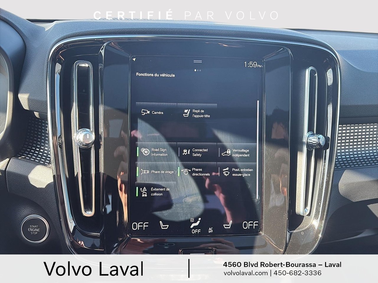 2022 Volvo XC40 - Image 20