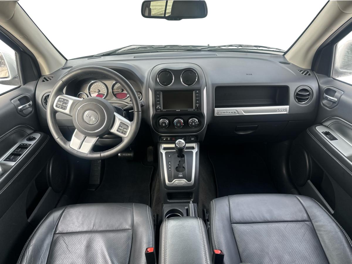 2016 Jeep Compass - Image 8