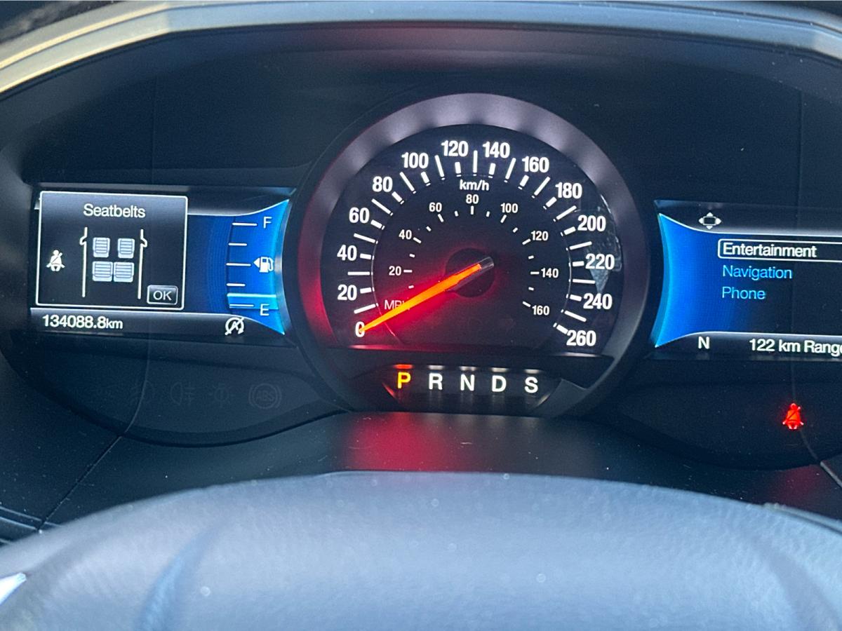 2022 Ford Edge - Image 13