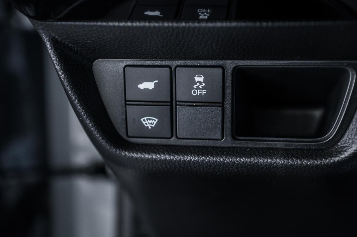 2026 Acura ADX - Image 17