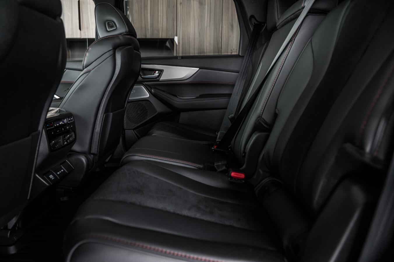 2026 Acura MDX - Image 40