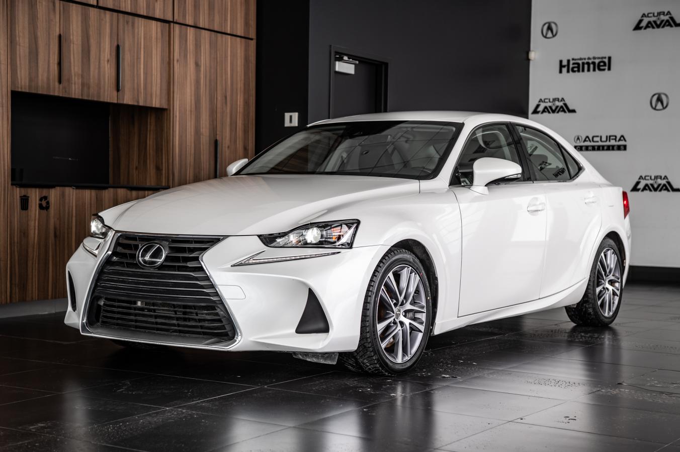 2019 Lexus IS 300