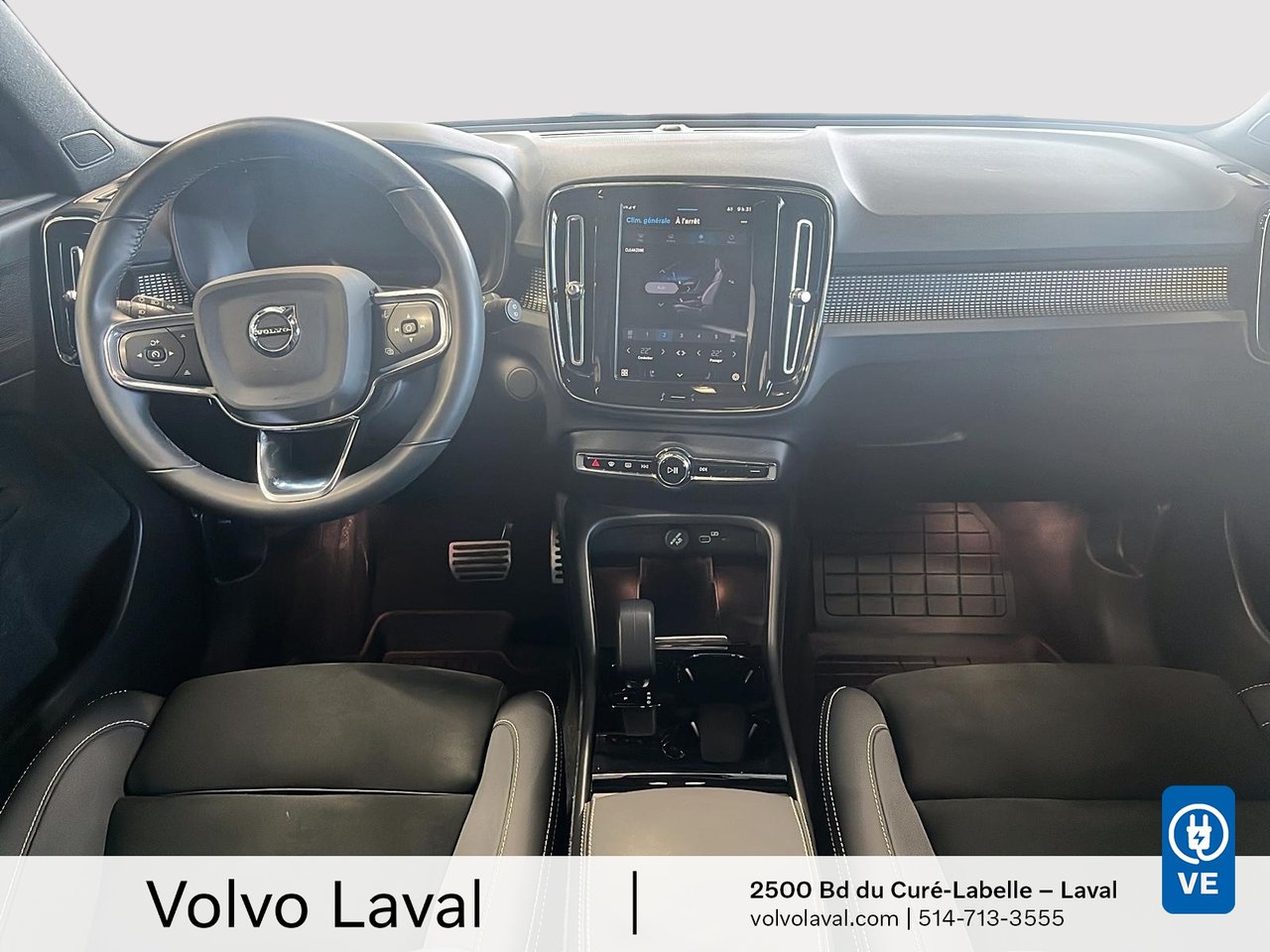 2022 Volvo XC40 Recharge Pure Electric - Image 11