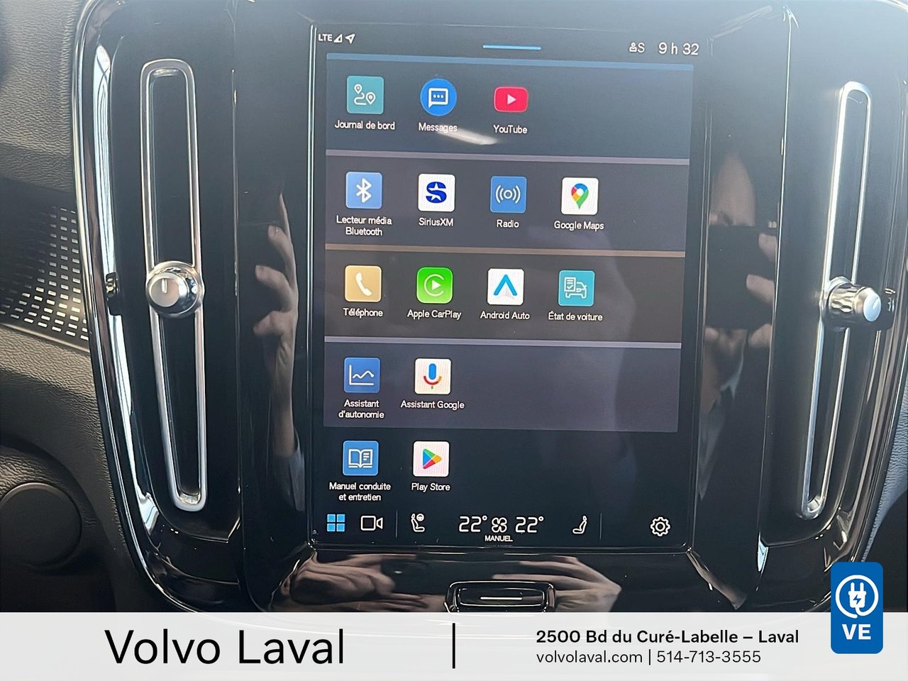 2022 Volvo XC40 Recharge Pure Electric - Image 14