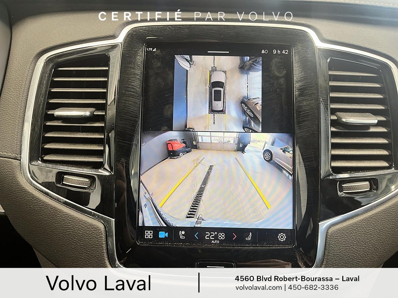 2025 Volvo XC90 - Image 14