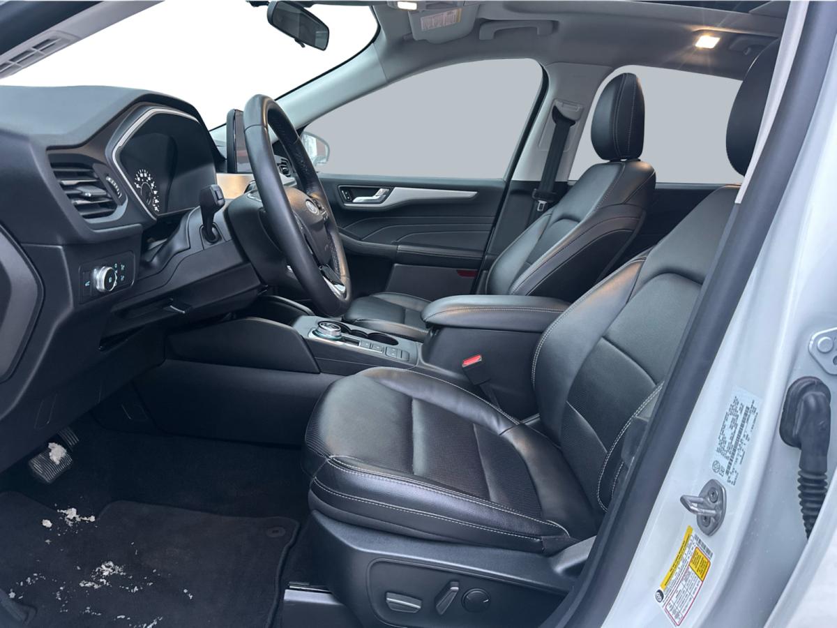 2022 Ford Escape - Image 10