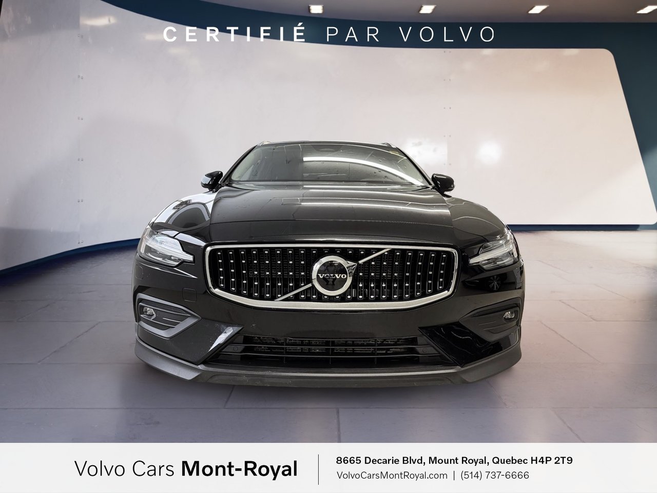 2025 Volvo V60 Cross Country - Image 2