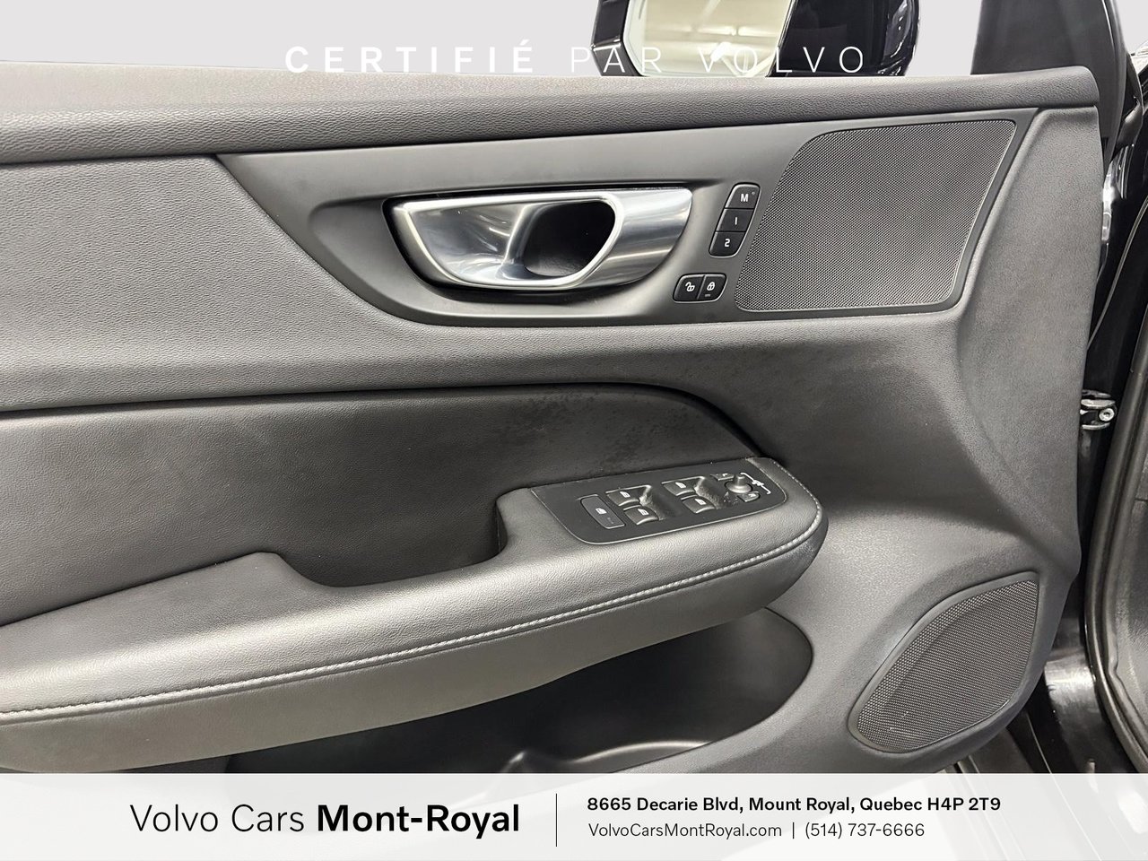 2025 Volvo V60 Cross Country - Image 9