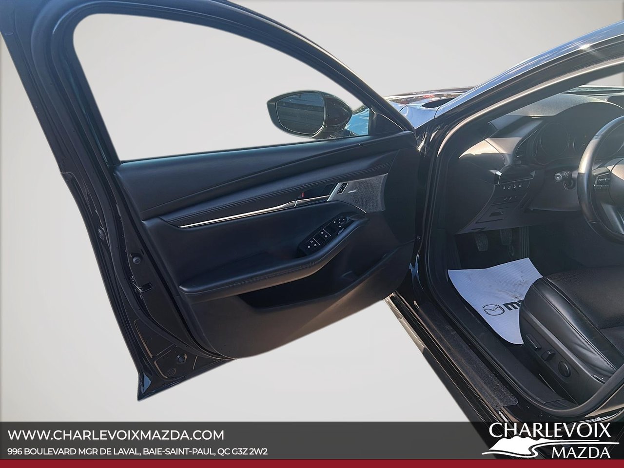 2022 Mazda Mazda3 Sport - Image 28