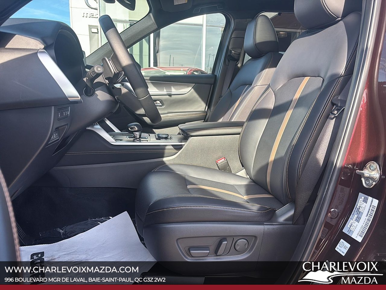 2025 Mazda CX-90 PHEV - Image 25