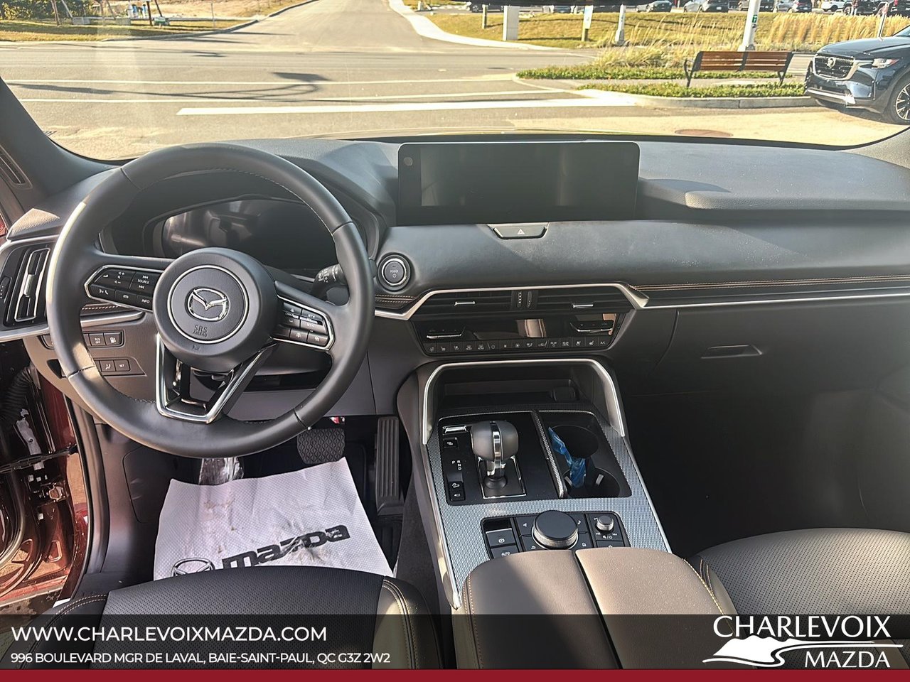 2025 Mazda CX-90 PHEV - Image 26