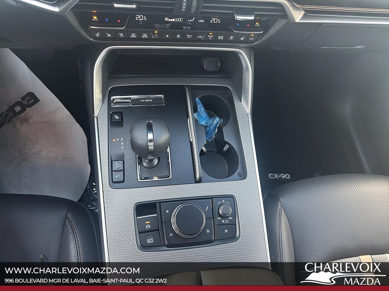 2025 Mazda CX-90 PHEV - Image 31