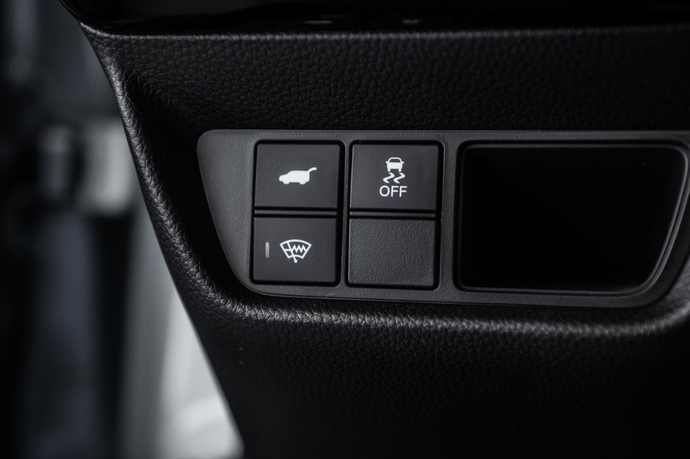 2025 Acura ADX - Image 20