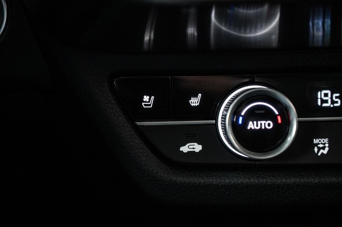 2026 Acura ADX - Image 24