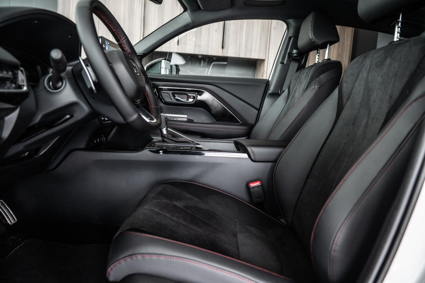 2026 Acura ADX - Image 14