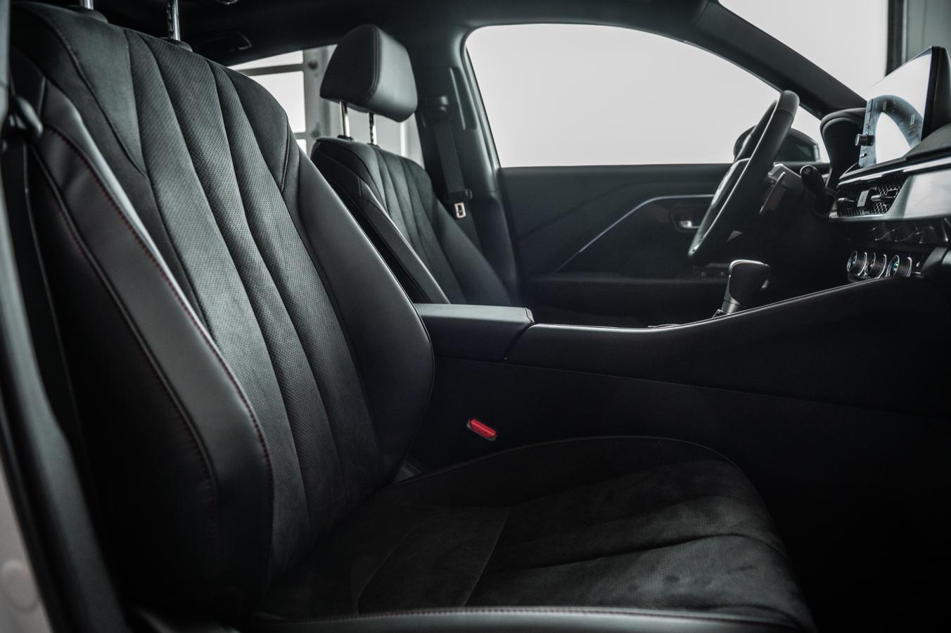 2026 Acura ADX - Image 34