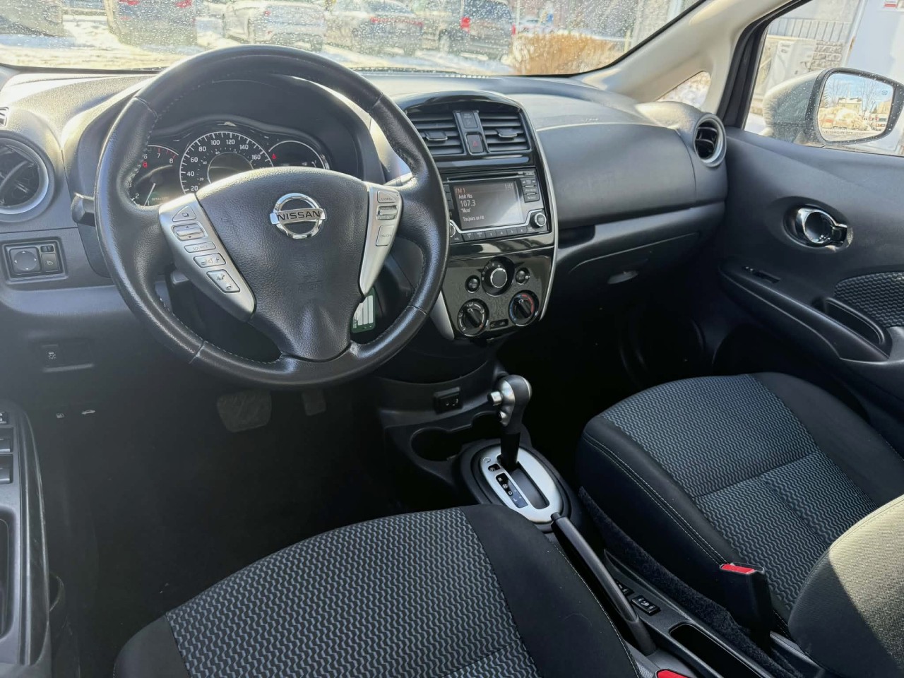 2017 Nissan Versa Note - Image 10