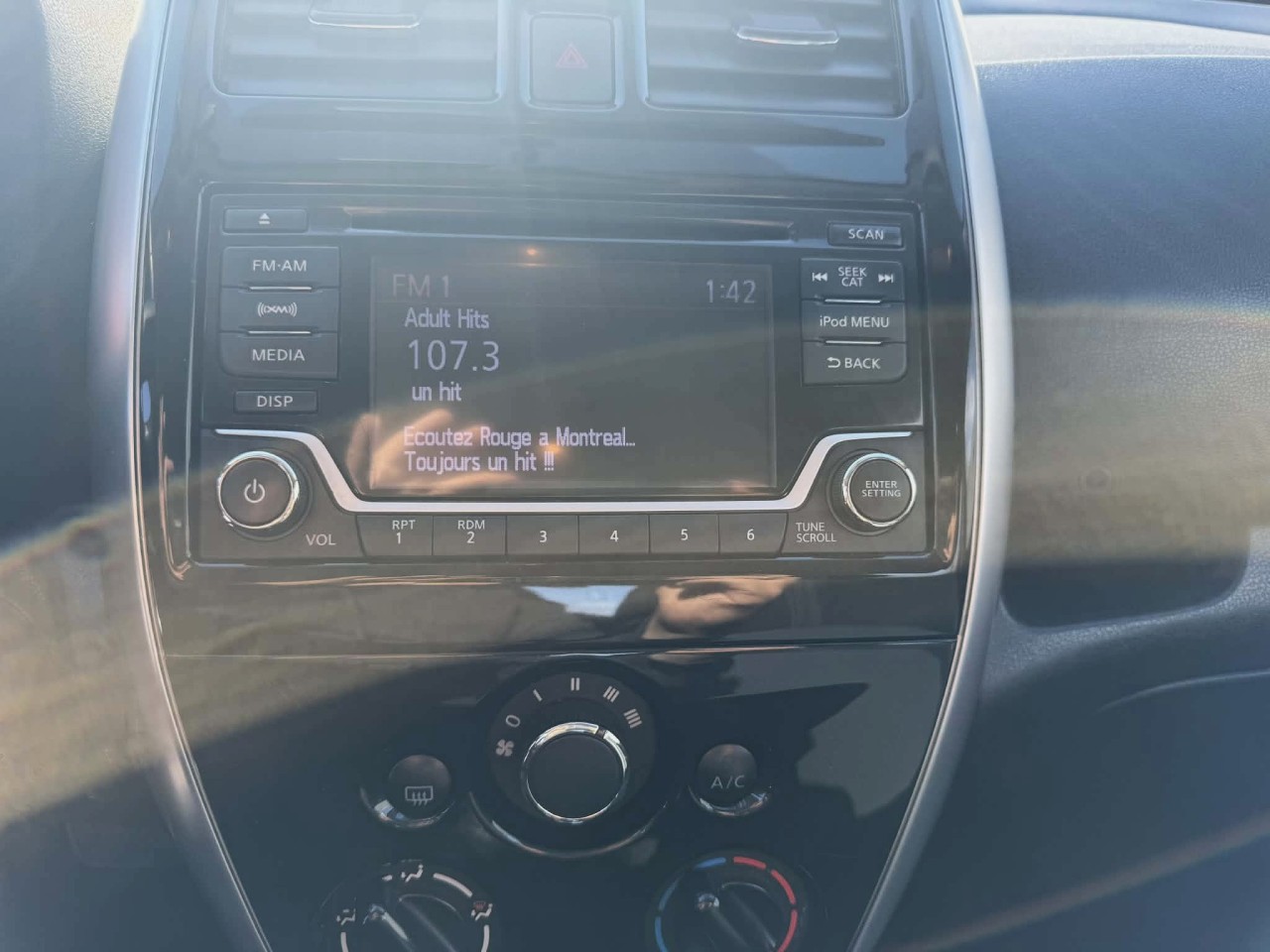 2017 Nissan Versa Note - Image 11