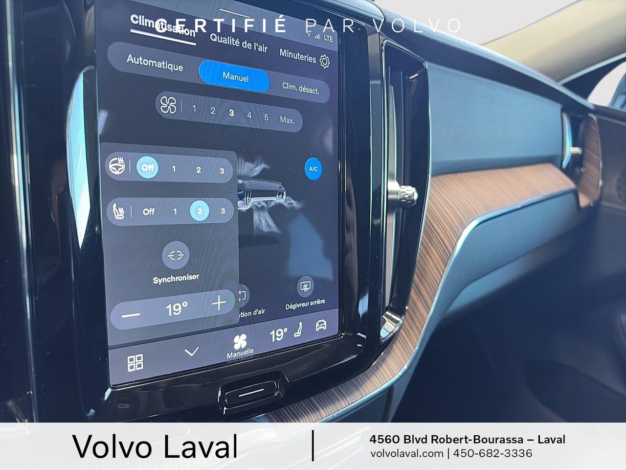 2023 Volvo XC60 - Image 23