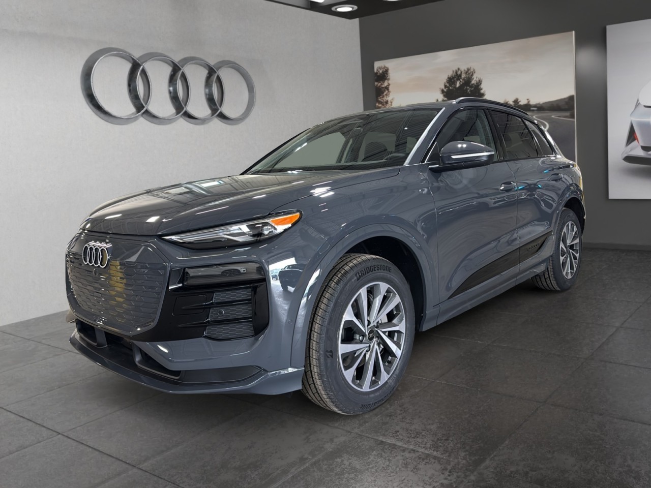 2025 Audi Q6 e-tron - Image 4