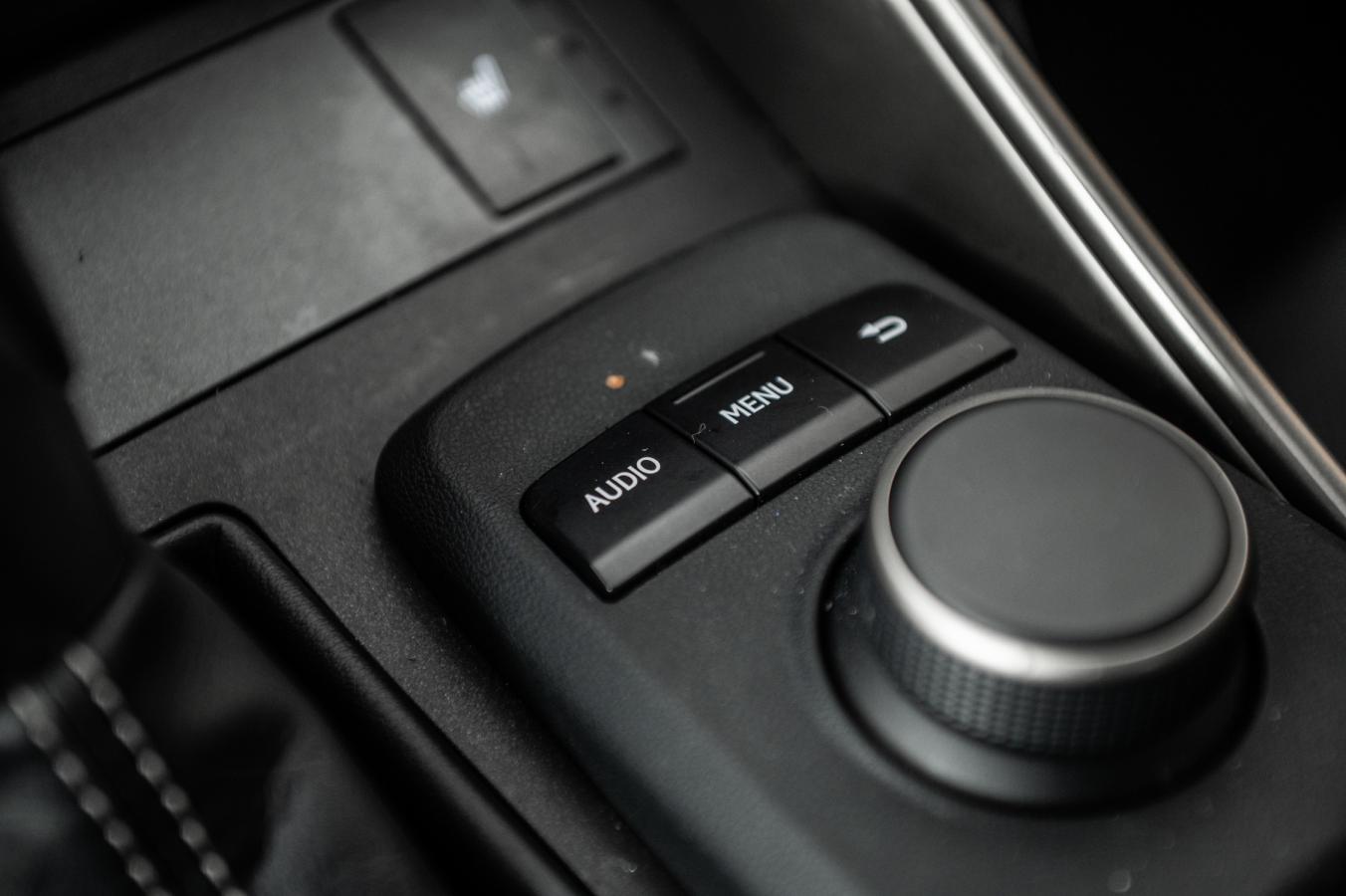 2019 Lexus IS 300 - Image 24