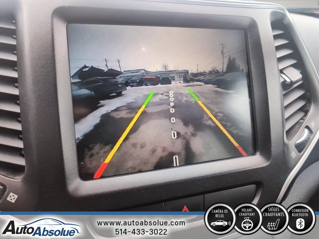 2016 Jeep Cherokee - Image 19