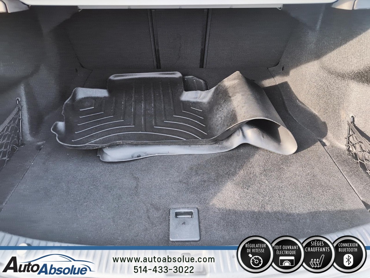 2017 Mercedes-Benz C300 - Image 7