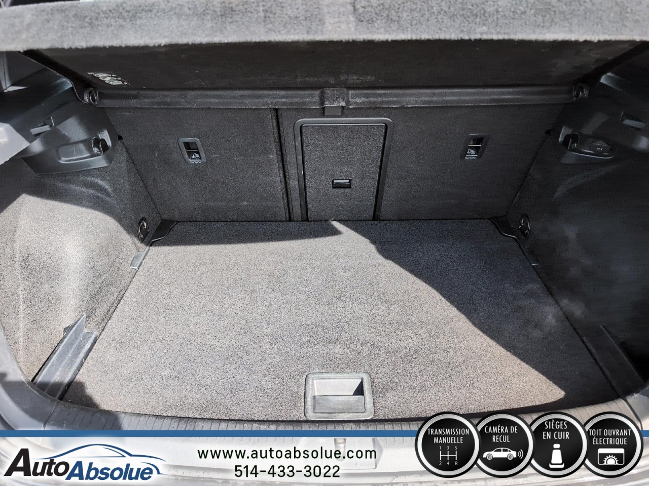 2019 Volkswagen GTI - Image 23