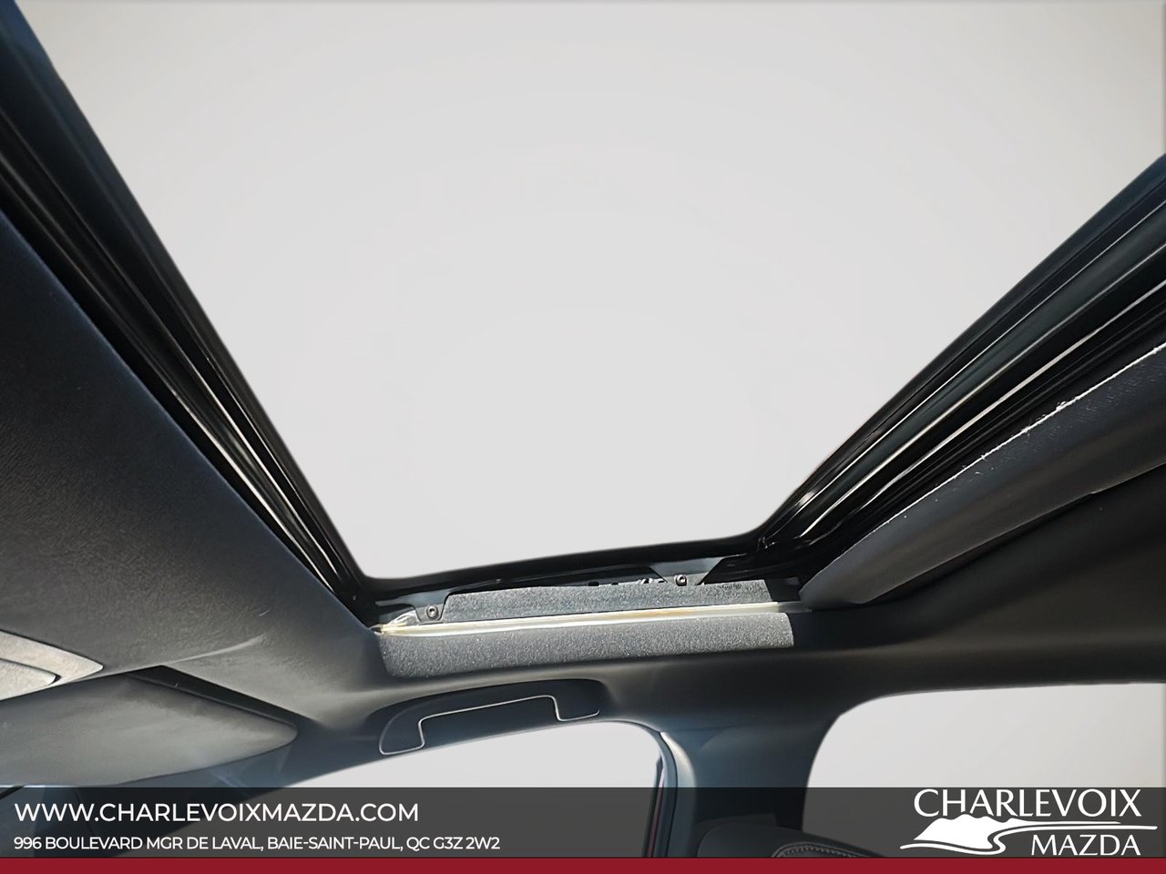 2020 Honda CR-V - Image 16