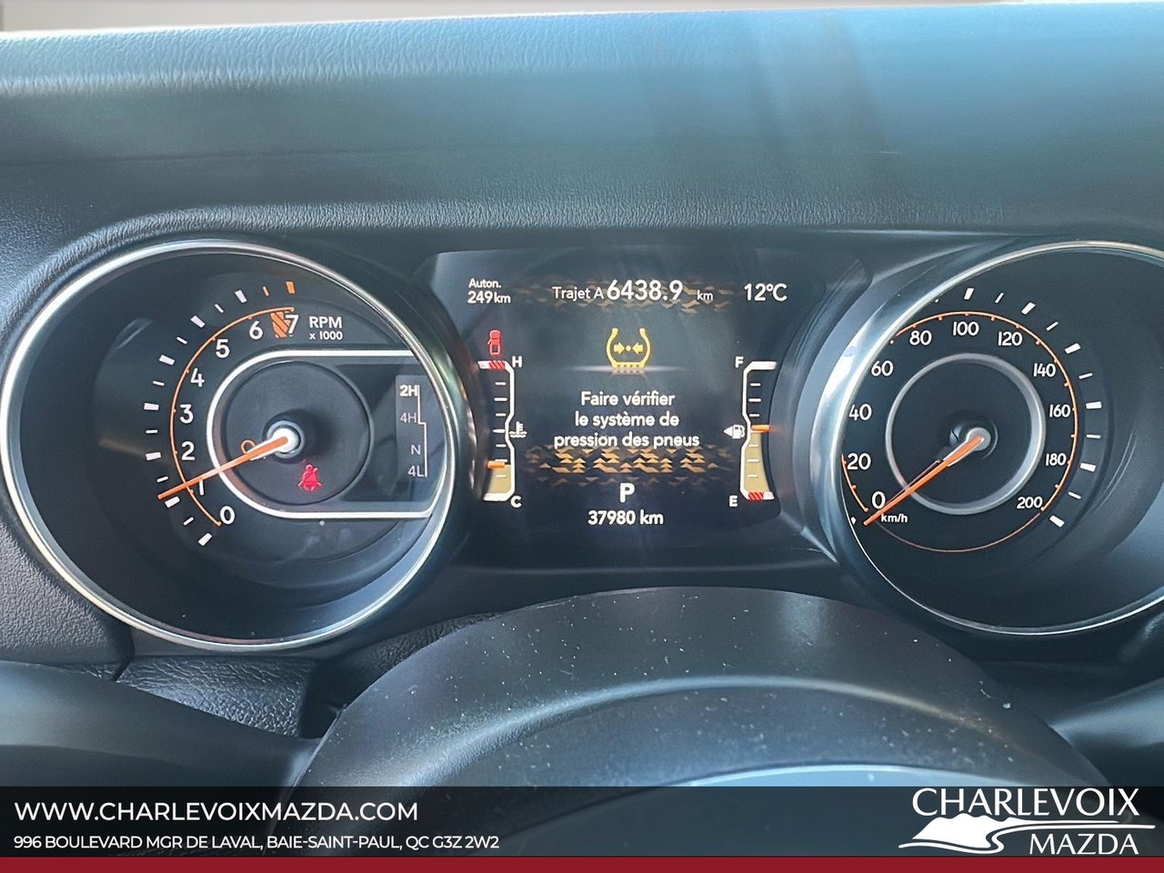 2021 Jeep Gladiator - Image 13