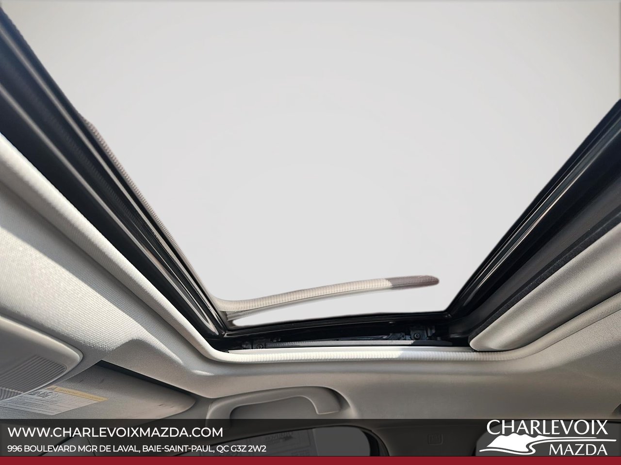 2022 Mazda CX-5 - Image 16