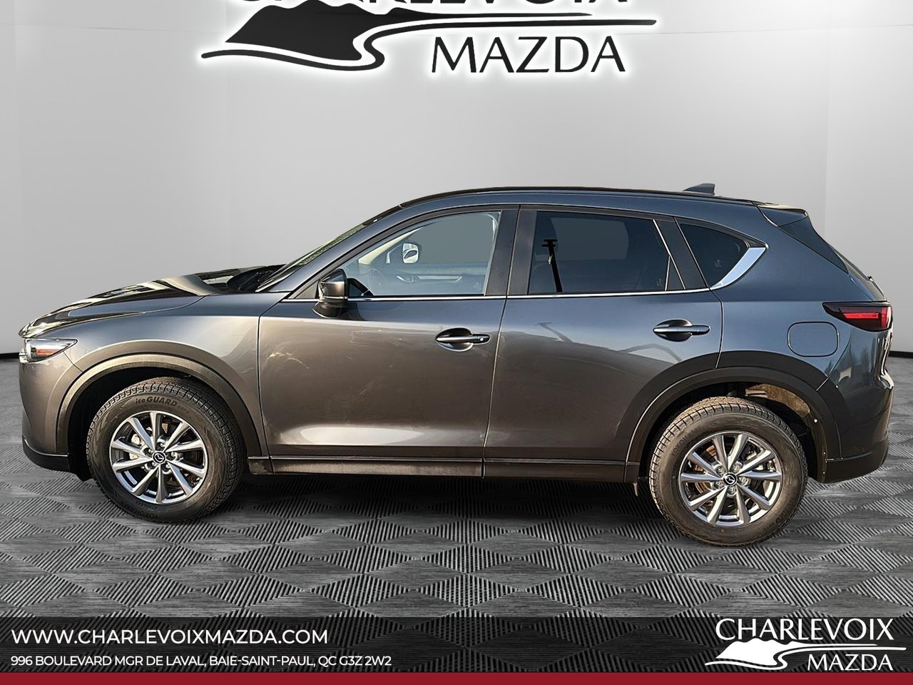 2025 Mazda CX-5 - Image 5