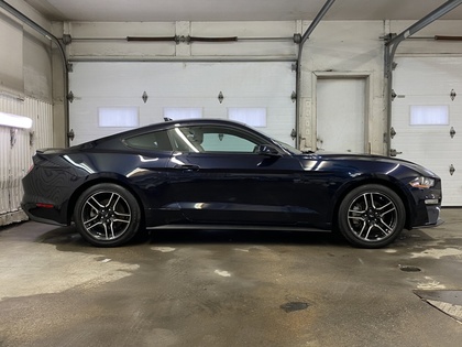 2021 Ford Mustang - Image 9