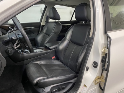 2016 Infiniti Q50 - Image 16