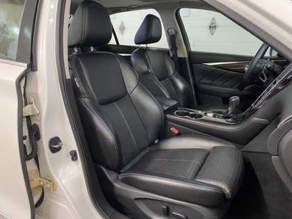 2016 Infiniti Q50 - Image 19