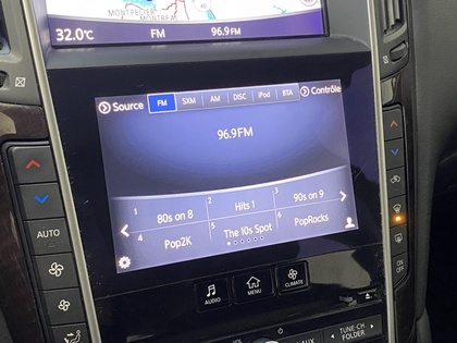 2016 Infiniti Q50 - Image 30