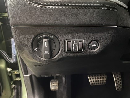 2021 Dodge Charger - Image 32