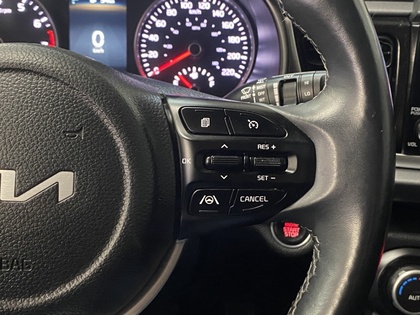 2022 Kia Rio5 - Image 22