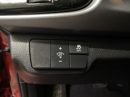 2022 Kia Rio5 - Image 30