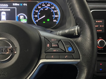 2021 Nissan LEAF - Image 21