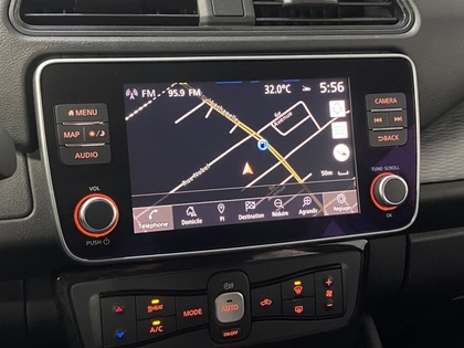 2021 Nissan LEAF - Image 24